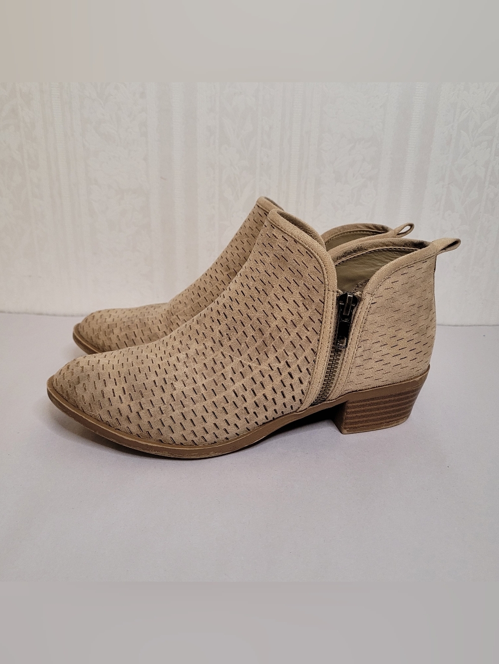 Altard State Tan Ankle Booties Size 6 - Picture 6 of 11